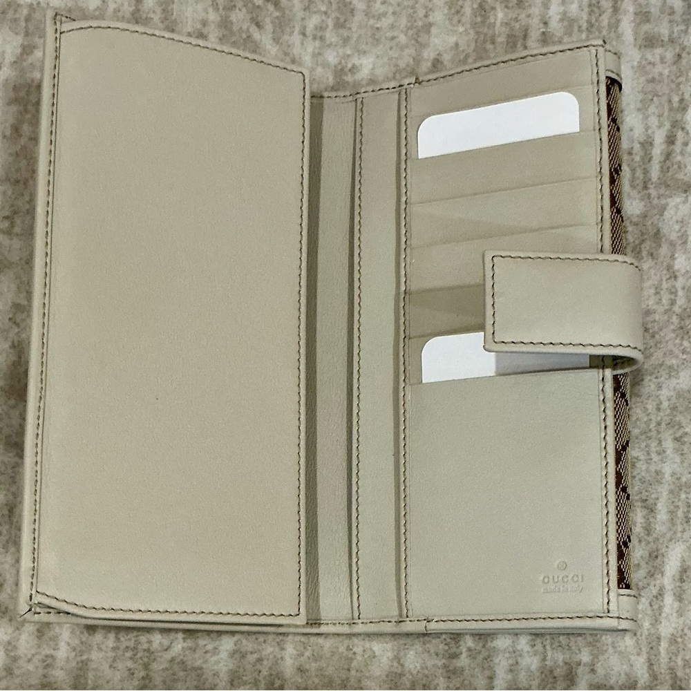✨💎NWT💎✨ GUCCI GG SUKEY WALLET. FULL INCLUSION. PURCHASED IN STORE. - Picture 7 of 10